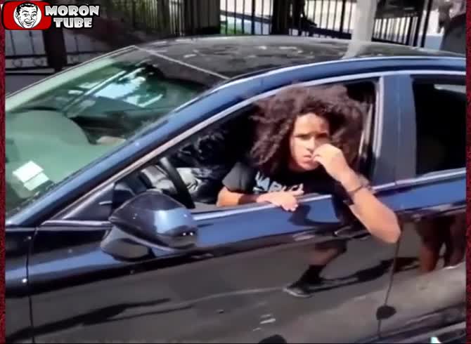 Video :He discovers the robbers lounging inside his pilfered vehicle